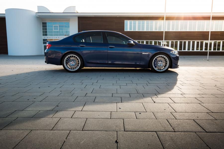  Alpina B5 Bi-Turbo Limousine Edition 50 (F10) 2015 года  (фото 22 из 26)